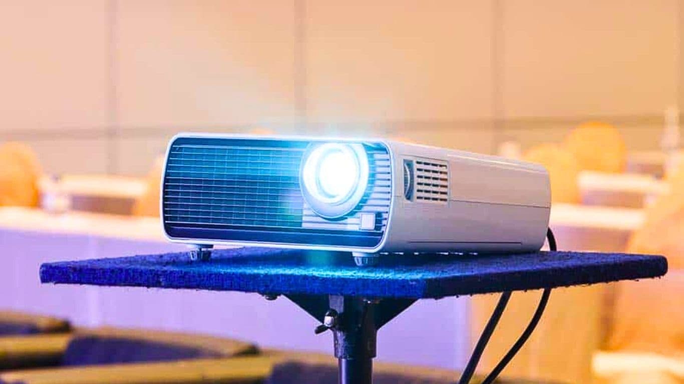 How long do Led Projectors last